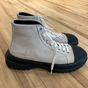 B2/Browns Men’s High-Top Sneakers in Cream and Black